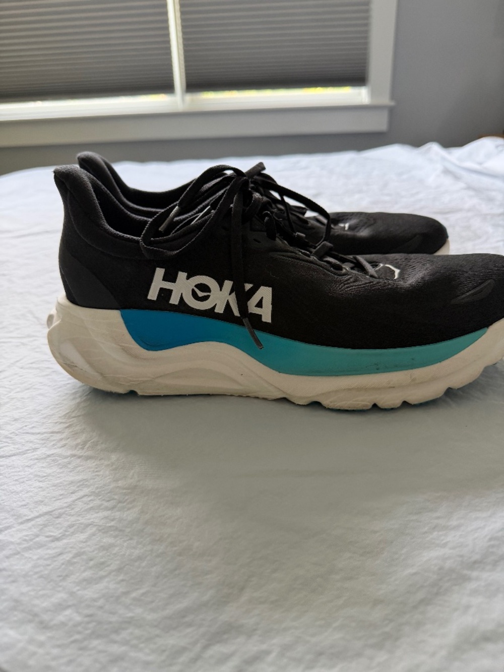 Hoka Arahi 8